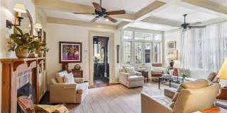 1404 PRYTANIA Street Gallery 8