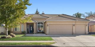 3720 Riverview Drive Gallery 1