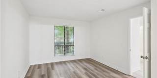 421 Warm Springs Gallery 15