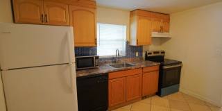 3 Bed / 1 Bath Brick Home near FAMU/Downtown Gallery 11