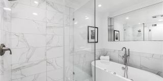 2019 Sunset Plaza Dr Gallery 21