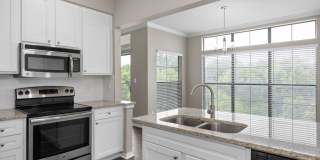 Waters Edge Apartment Homes Gallery 60