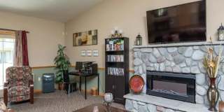 Gateway Village Gallery 20