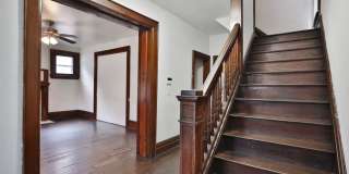 Great CENTRAL Location 5 Bedroom House - Virtual Showings Available Gallery 18