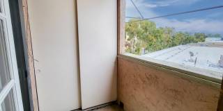 Central location and great price Gallery 13