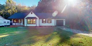 Beautifully Remodeled 3-Bedroom Home Near Fort Bragg! Gallery 1