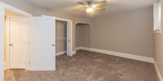 The Manor Gallery 35