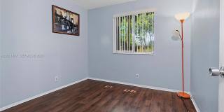 3083 N Oakland Forest Dr Gallery 22
