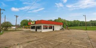 1100 Main Street Gallery 1