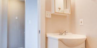 Available August - Check out this beautiful 2 bedroom w/ city views! Gallery 25