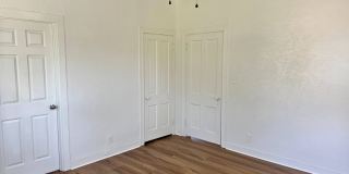 Large 2 bed 1 bath corner-lot home in Floral Heights! Gallery 17