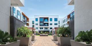 Residences Kierland Gallery 25