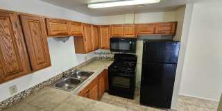 22nd Kolb Area Condo - Upstairs unit in Langley Gardens 22nd Kolb Area Condo - Upstairs unit in Langley Gardens Gallery 1