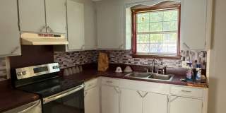 Freshly Updated West Ashley Rental w/ Huge Fenced Yard Gallery 7