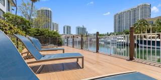 Town Aventura Gallery 18
