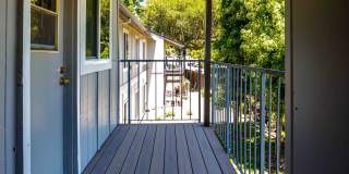 Creekside Gallery 18