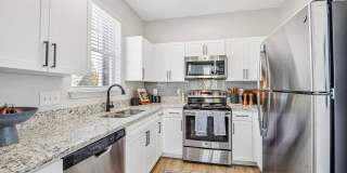 The Reserve at Meadowmont Apartments and Townhomes Gallery 2