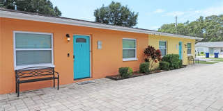 1635 GLADYS STREET Gallery 1