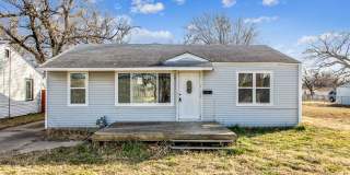 Beautiful Three Bedroom, Two Bathroom Gallery 1