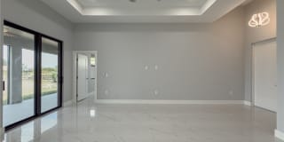 417 Paddock Street Gallery 13