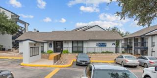 Peaks at Live Oak Peaks at Live Oak Gallery 23