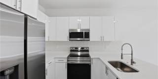 723 Ivan Avenue S Gallery 17