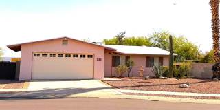 Updated 3Bed/2Bath Home-IN Quiet, Low-traffic Location near Ina & Thoryndale Updated 3Bed/2Bath Home-IN Quiet, Low-traffic Location near Ina & Thoryndale Gallery 1