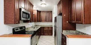 Pet-Friendly 3BR Duplex Near 5th Street Station, Downtown, & UVA Gallery 1
