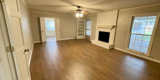 2420 STRATFIELD Dr Gallery 5
