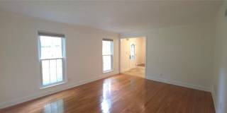 190 Barrington Drive E Gallery 4