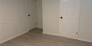 2020 NE 11th Place Gallery 23
