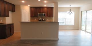 1321 Crestview Drive Gallery 4