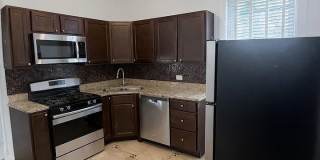 4303 N Sawyer Avenue Gallery 5