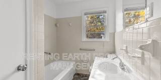 2321 4th St NE Gallery 14