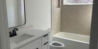 Room in 3 Bedroom Home at Plaza Ave SW Gallery 15