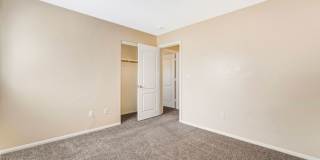 Southern Highlands Beauty with Expansive Loft & Designer Upgrades! Gallery 23