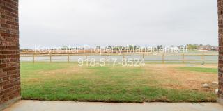New Construction with Pond View! 4 Bed 2 Bath Broken Arrow Gallery 33