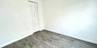Centrally Located Gated Property Just Outside of Downtown Miami Gallery 8