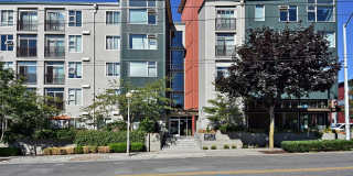 Spacious 2BR/1.75BA Condo in Convenient Location (Central District) Spacious 2BR/1.75BA Condo in Convenient Location (Central District) Gallery 1