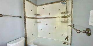 BURKE CENTER - BEAUTIFULLY UPDATED 3 LEVEL TOWNHOUSE WITH GARAGE BURKE CENTER - BEAUTIFULLY UPDATED 3 LEVEL TOWNHOUSE WITH GARAGE Gallery 8