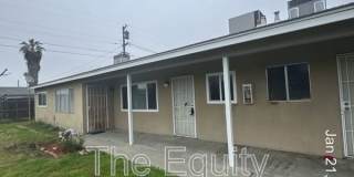 2016 North Ave Gallery 1