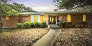 5220 Lake Charles Drive Gallery 1