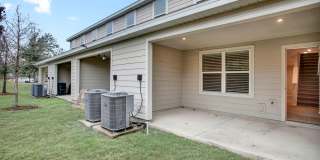 Westside 3/2.5 Townhome in Newly Developed Community || Move in Ready with Lawn Care Included! Gallery 20