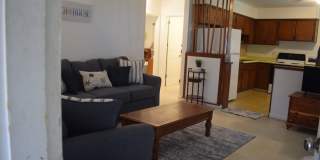 Fully Furnished Seasonal Unit in Jensen Beach Florida Gallery 12
