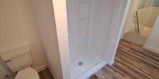 Newly Renovated One Bedroom House, Downtown Location Gallery 10