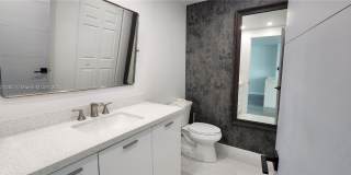 2146 Van Buren Street 403, Hollywood, FL 33020 Gallery 20