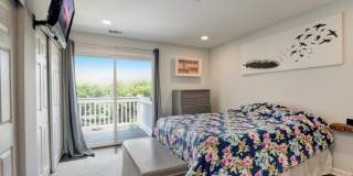 120 East Winchester Road Gallery 17