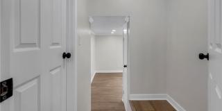2060 Baker Rd Gallery 21