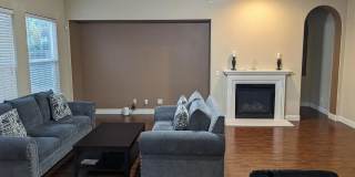 Clean 2000 sqft. 3 Bedroom 2 Bathroom Anatolia Home for Lease. Gallery 5