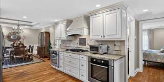 236 Clintonville Lane Gallery 4